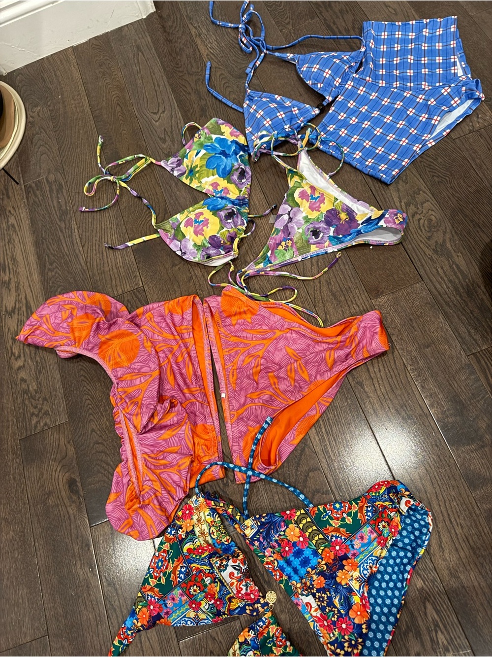 Bundle 4 bikinis